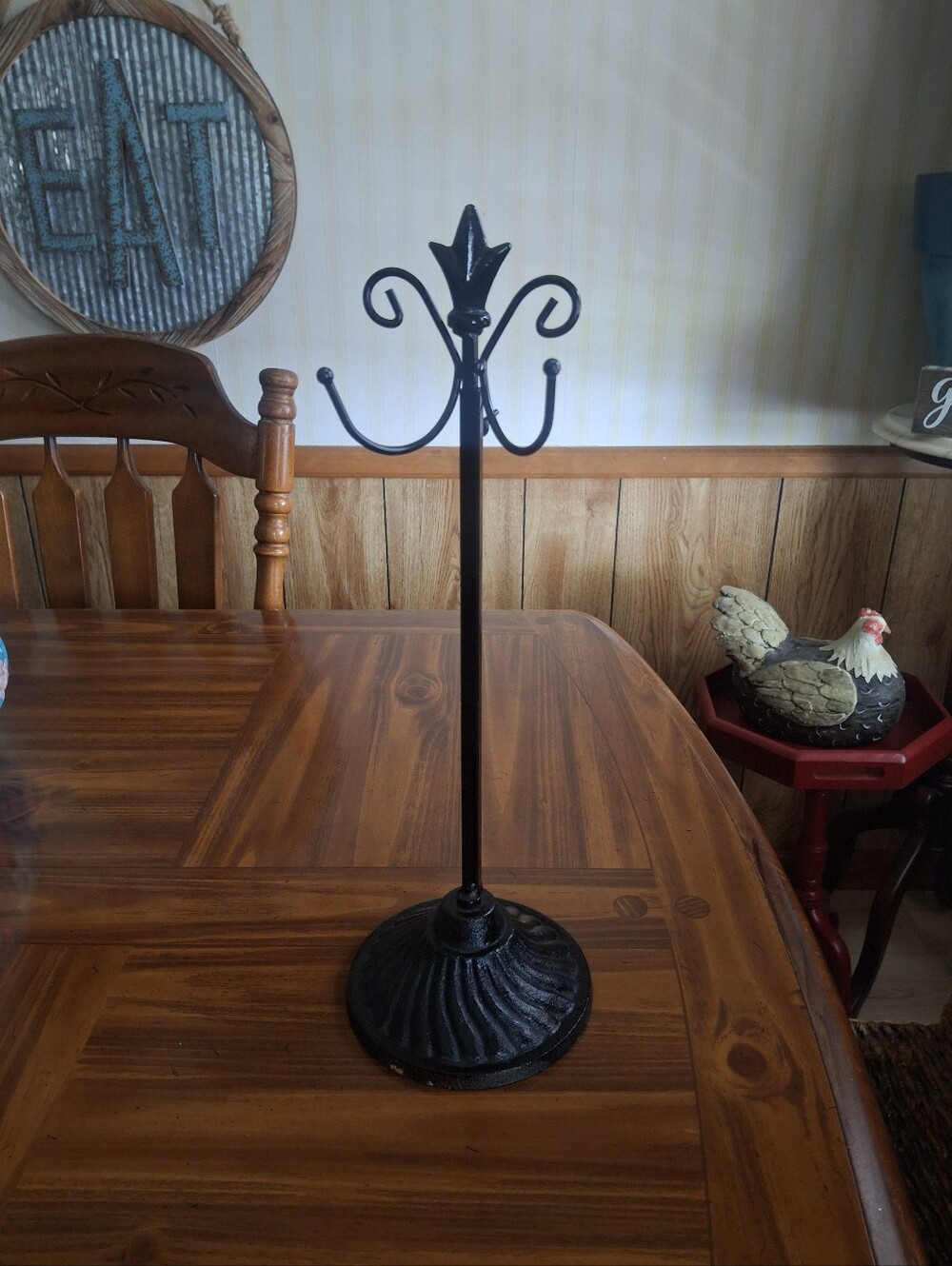 Beautiful Vintage Style Cast Iron Adjustable Table Top Display Stand